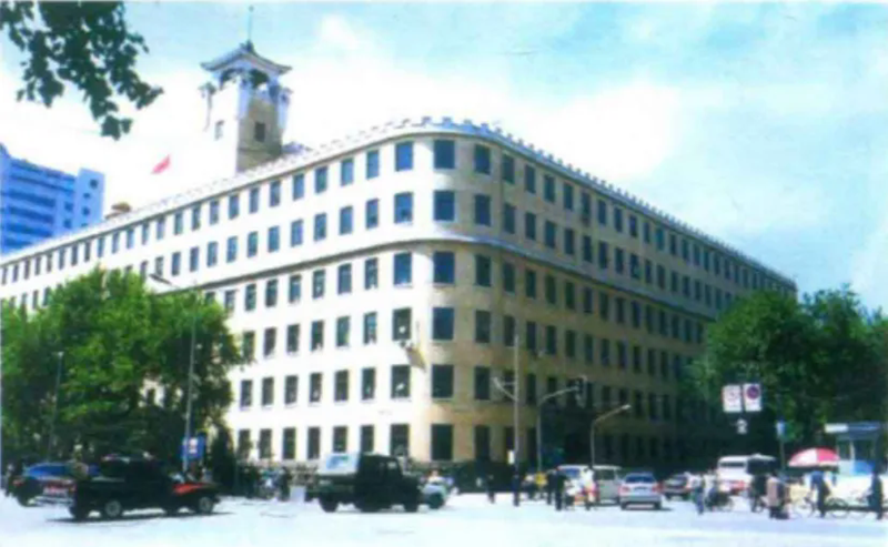 2000年，已增建为六层的建筑.webp_副本.png