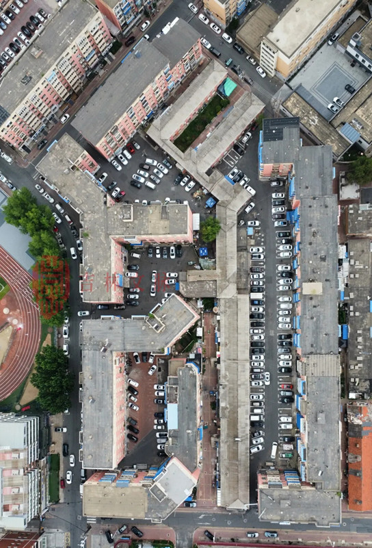 留存至今的“南湖寮”部分建筑（图中中间部分建筑）俯瞰.webp_副本.jpg