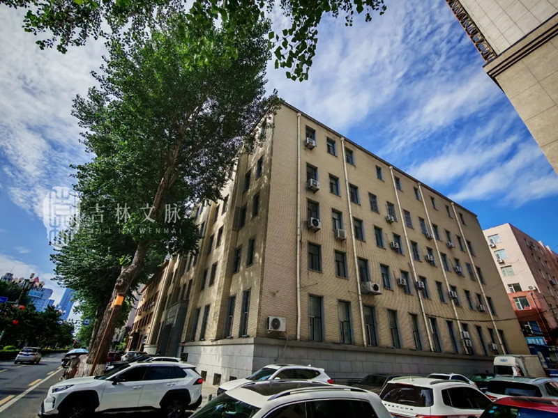 今日，完成外立面更换的建筑 资料图片.webp_副本.jpg