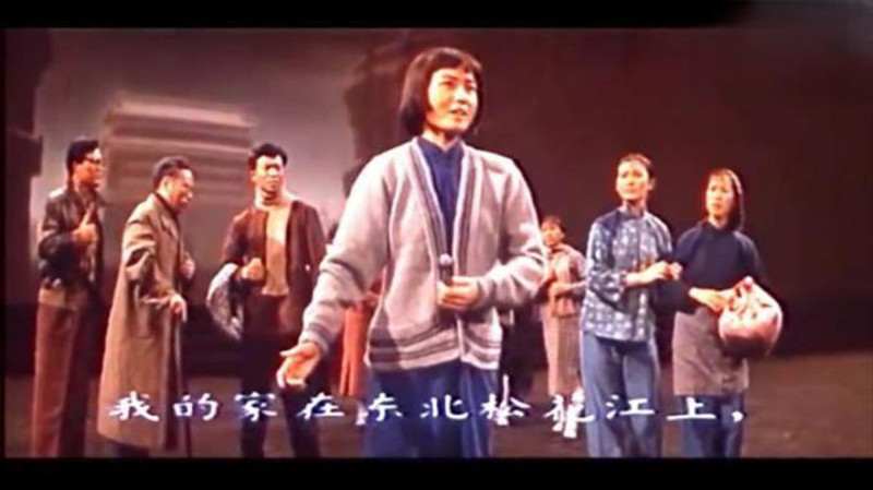 《东方红》.png