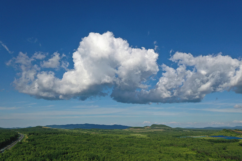 松辽平原_副本.jpg 松辽平原_副本.jpg