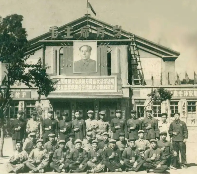 20世纪六七十年代的建筑 &nbsp;资料图片_副本.jpg