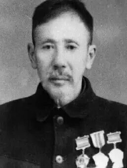 于德泉 &nbsp;资料图片_副本.jpg