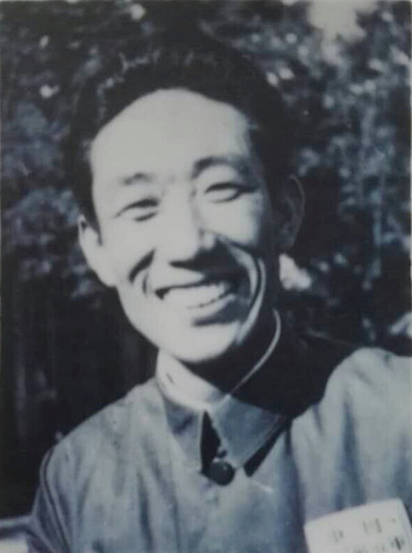 方华 资料图片_副本.jpg 方华 资料图片_副本.jpg