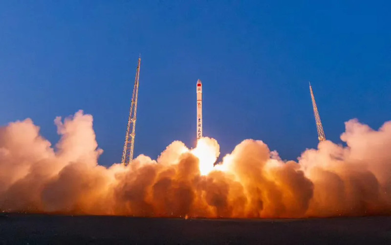 “吉林大学号·谷神星一号(遥十五)”运载火箭发射成功.jpg “吉林大学号·谷神星一号(遥十五)”运载火箭发射成功.jpg