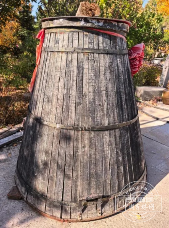 大安白酒文化体验园内复原后的酿酒器具.jpg