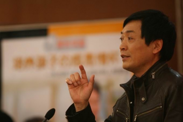 曹文轩让中国儿童文学有尊严地走出去