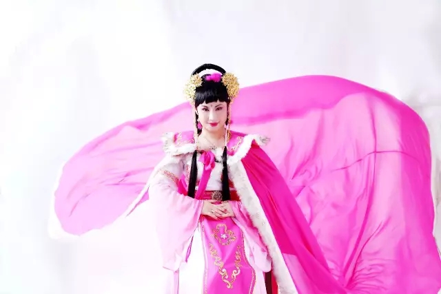 吉剧演员赵丹丹