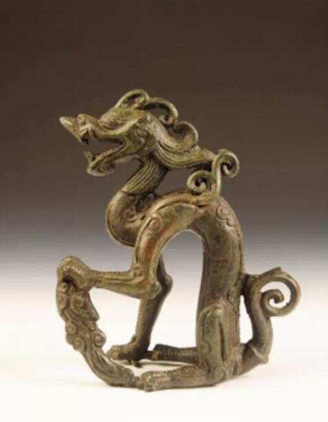 金代铜坐龙.jpg