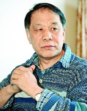 刘心武 作家.jpg