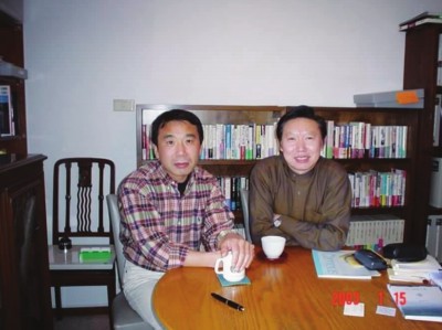 林少华和村上春树(左)合影.jpg 林少华和村上春树(左)合影.jpg