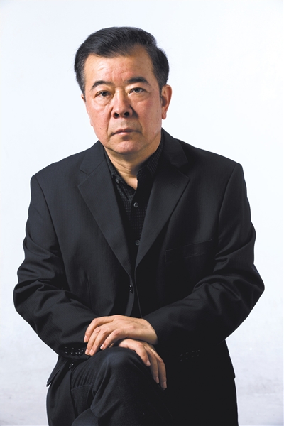周梅森，江苏省作家协会副主席，反腐电视剧、小说《人民的名义》作者.jpg