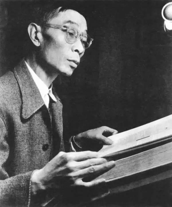 他跟张爱玲怼出世纪骂战，连鲁迅、齐白石也不放过