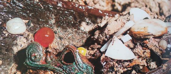 游珠算板:海昏侯墓惊现古代算盘的雏形 游珠算板:海昏侯墓惊现古代算盘的雏形