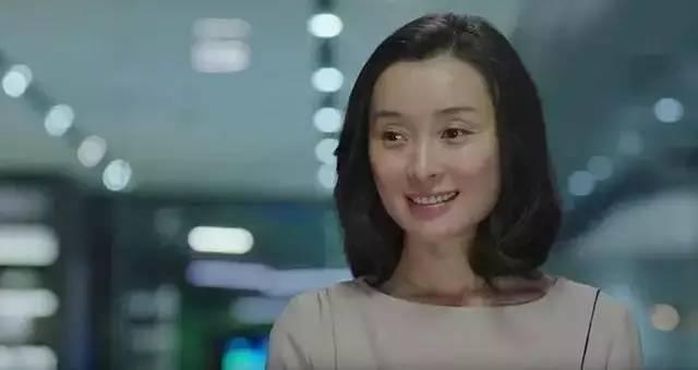 被网友骂“第三者”的吴越，才是亦舒笔下的真女神！