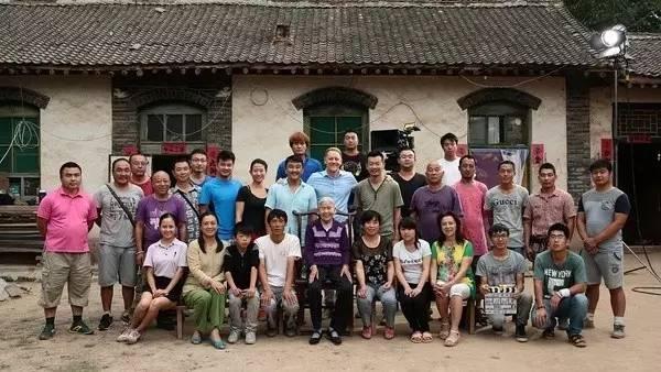 《二十二》成为首部票房破亿的纪录片：如何面对历史