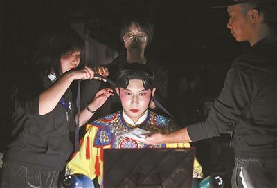 点击进入下一页