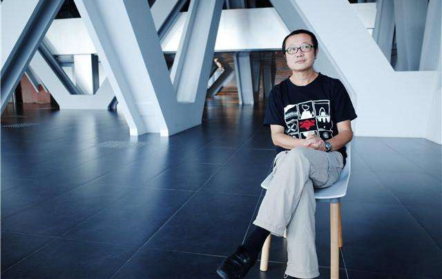 宁浩改编刘慈欣不改荒诞风格
